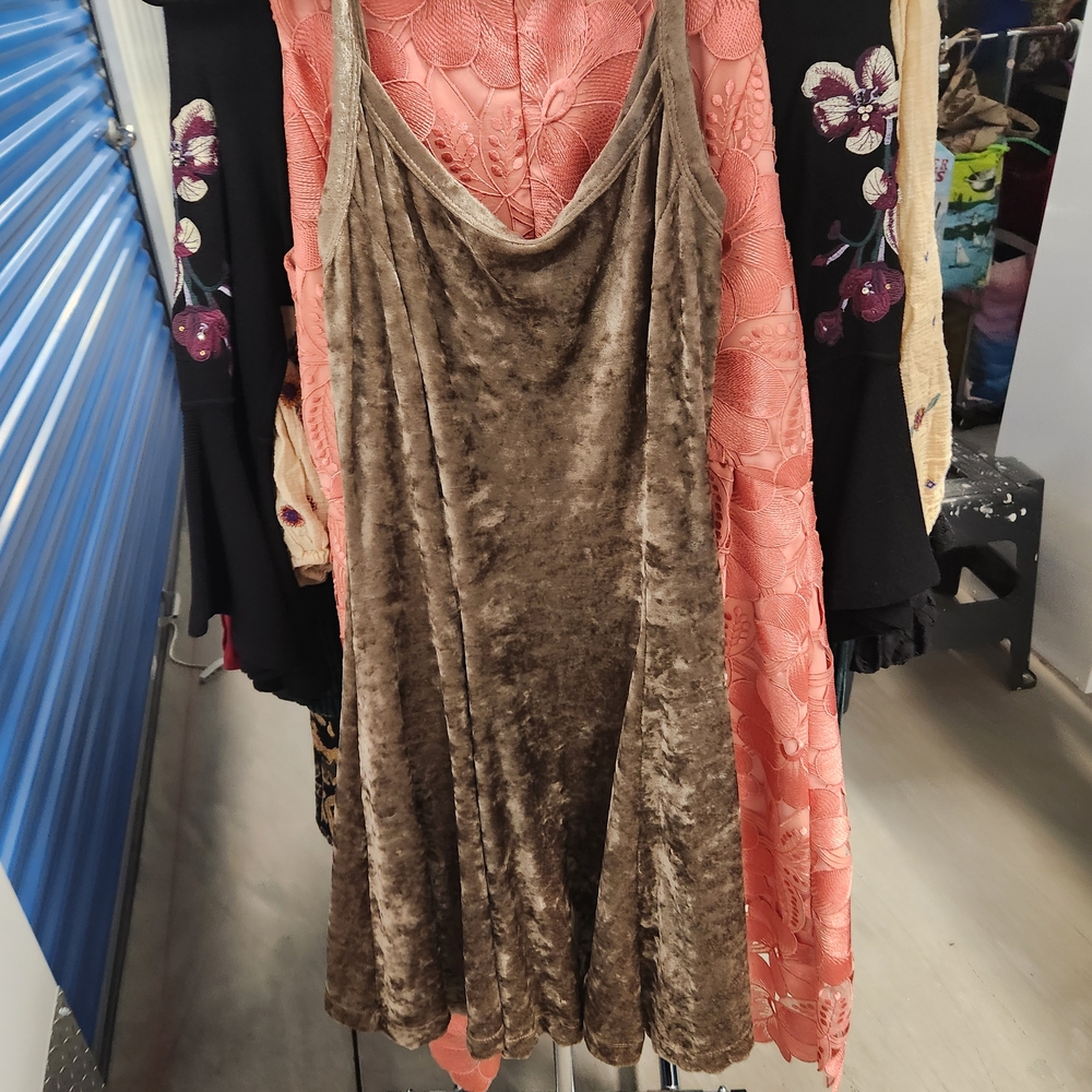 Elegant Velvet Brown Dress